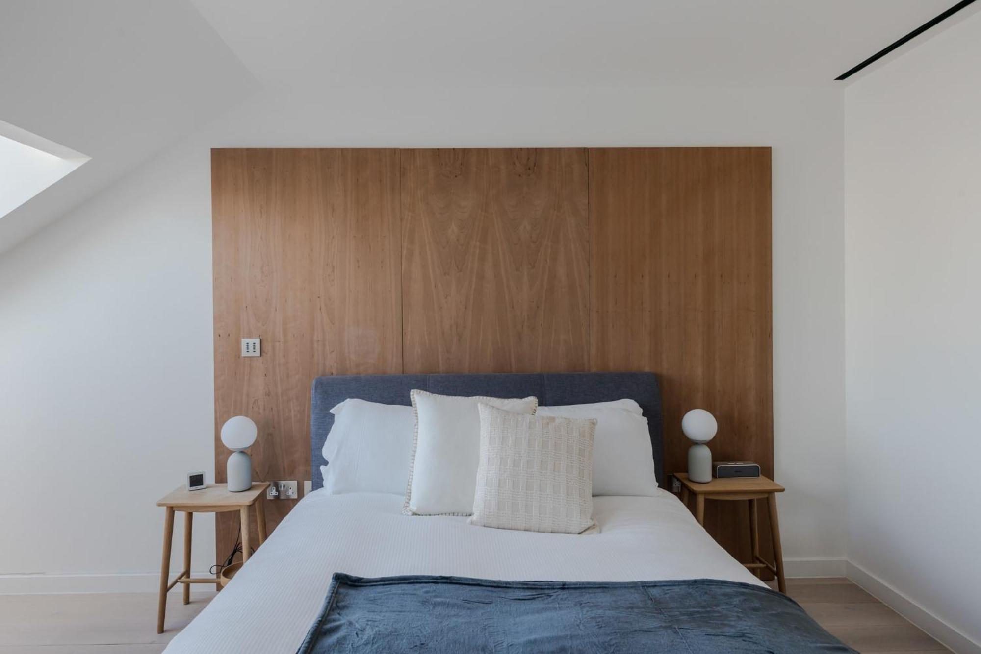 Zen Sanctuary - Soho - By Frankie Says Appartement Londen Buitenkant foto