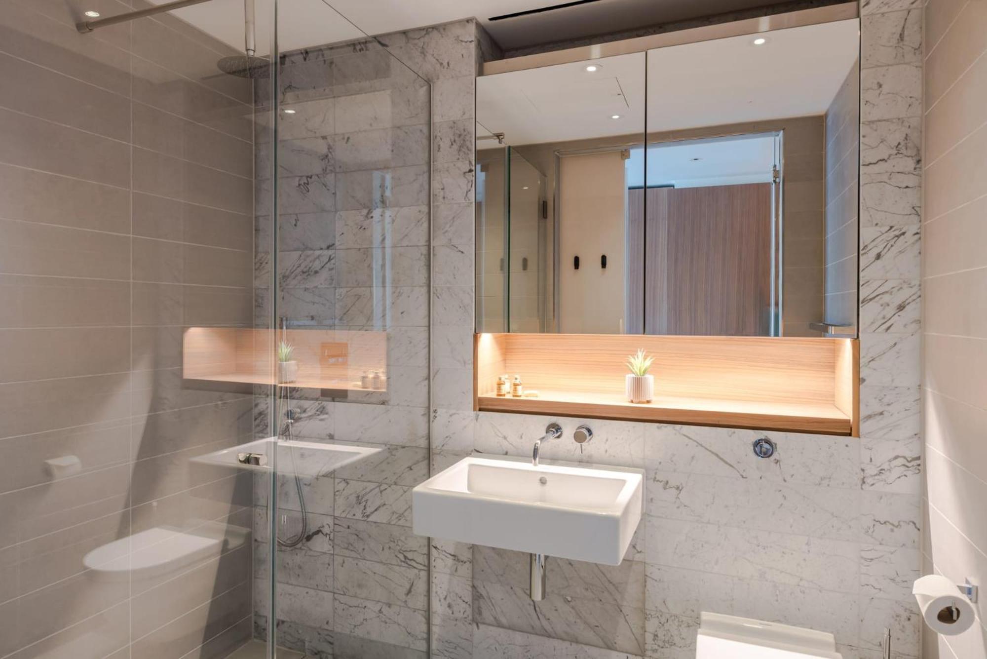Zen Sanctuary - Soho - By Frankie Says Appartement Londen Buitenkant foto